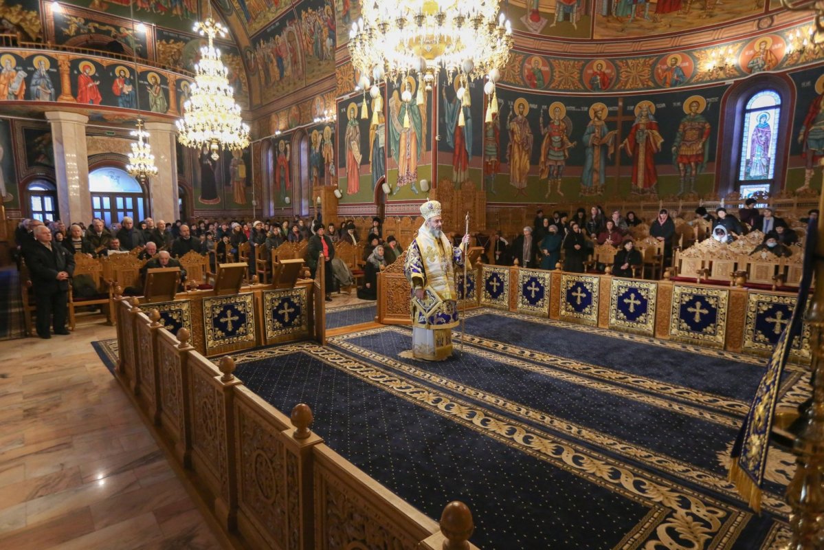 Procesiune la râul în care a fost martirizat Sfântul Sava de la Buzău 240699