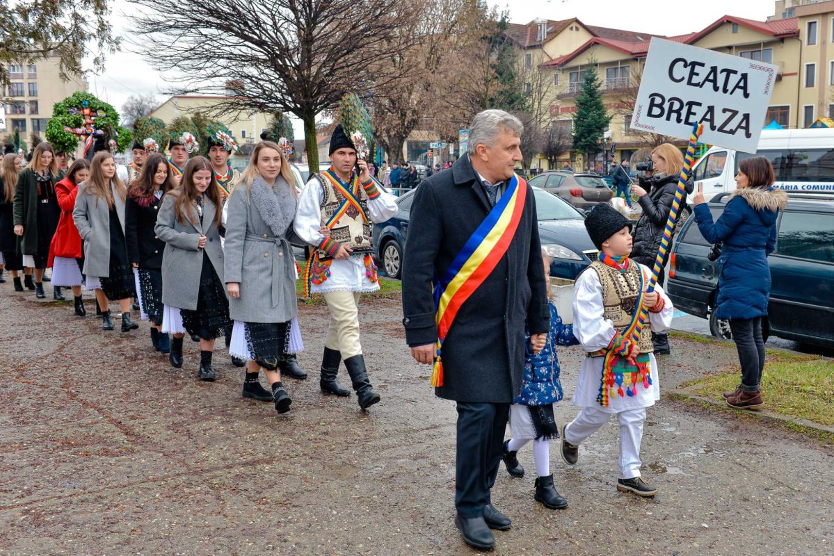 Festivalul cetelor de feciori din Țara Făgărașului, la a 15‑a ediție 240774