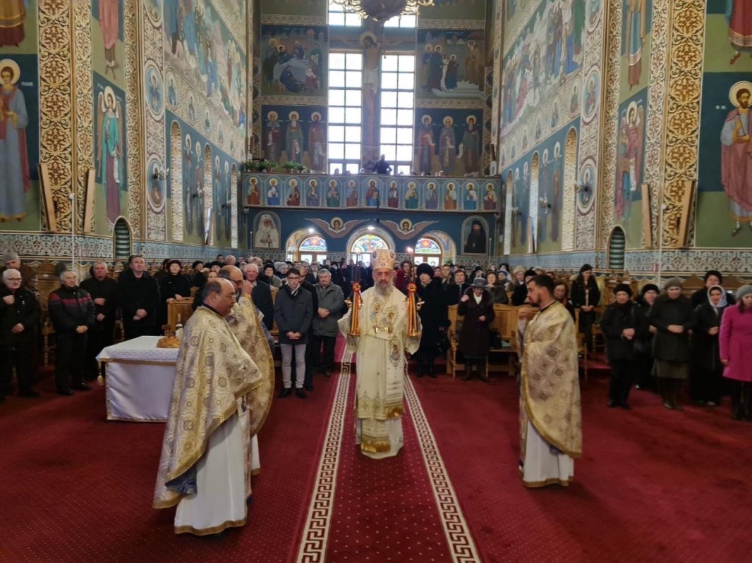 „Sfântul Ioan Botezătorul s‑a pus în mod total în slujba lui Hristos” 240819