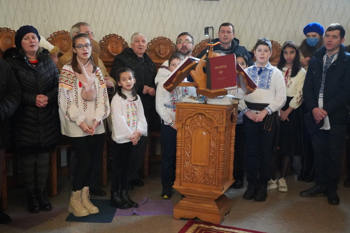 Botezătorul Domnului cinstit la o parohie din Galaţi 241026