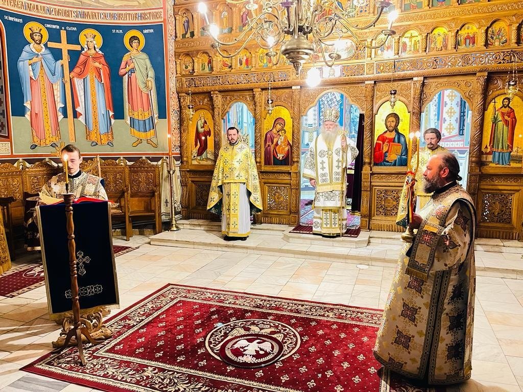 Duminica după Botezul Domnului la paraclisul Mănăstirii „Sfântul Ioan cel Nou de la Suceava” 240918