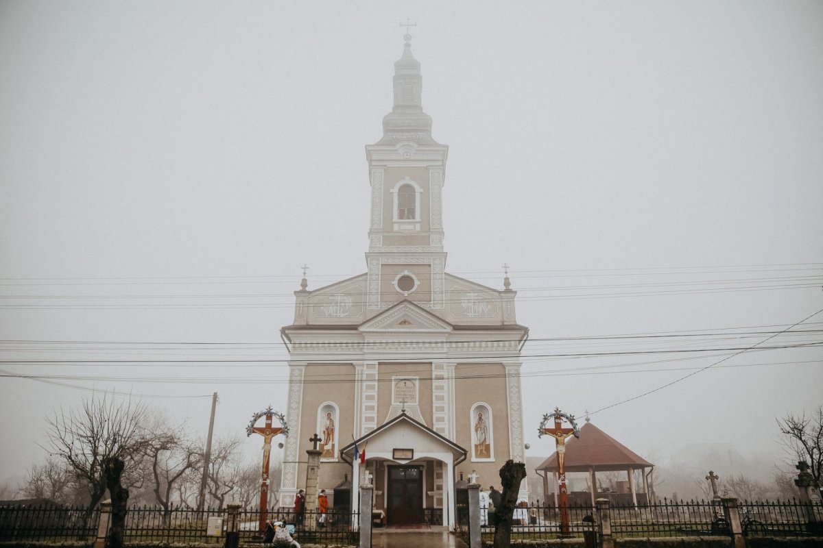 Lucrări binecuvântate la biserica din localitatea clujeană Căşeiu  241072