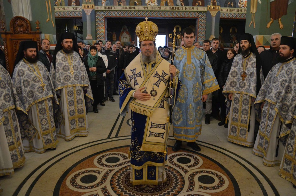 Slujiri arhiereşti în Episcopia Oradiei 241074