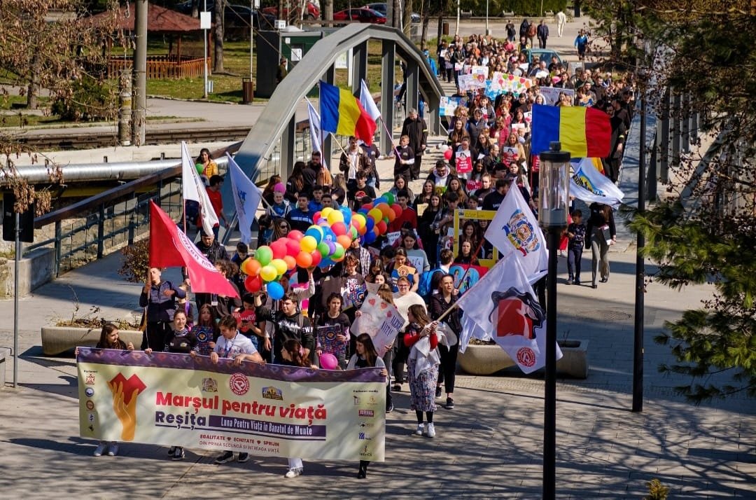 Activități cu tinerii în Eparhia Banatului Montan în anul 2022 241138