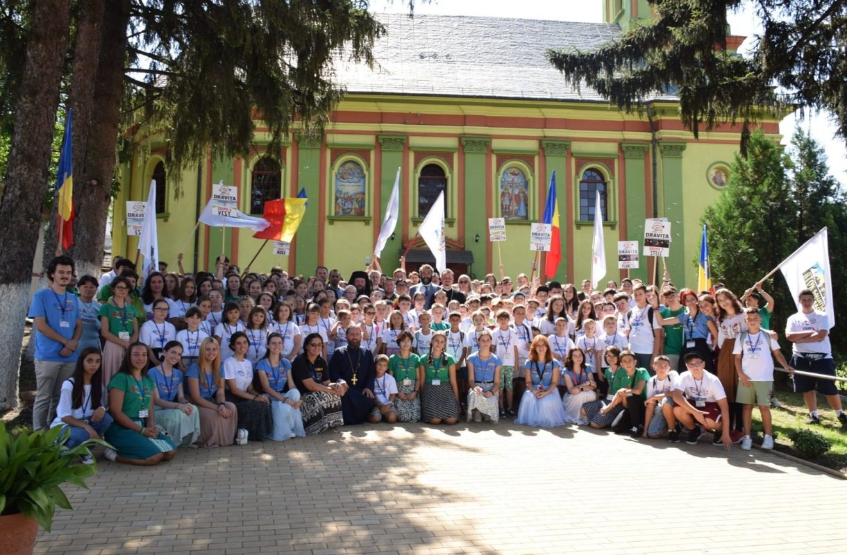 Activități cu tinerii în Eparhia Banatului Montan în anul 2022 241139