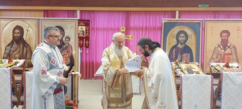 Hramul parohiei românești „Sfântul Vasile cel Mare” din Nürnberg 241154