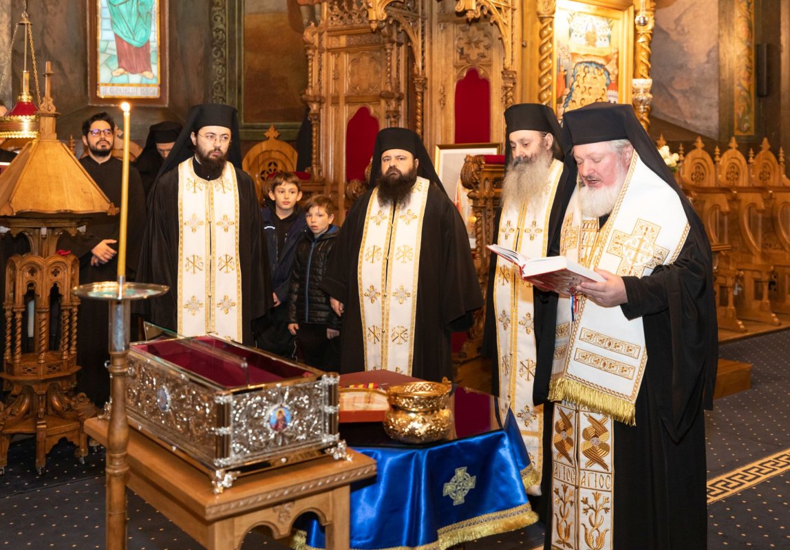 Binecuvântarea Sfintei Mucenițe Filofteia pentru obștea și credincioșii Mănăstirii Antim 241282