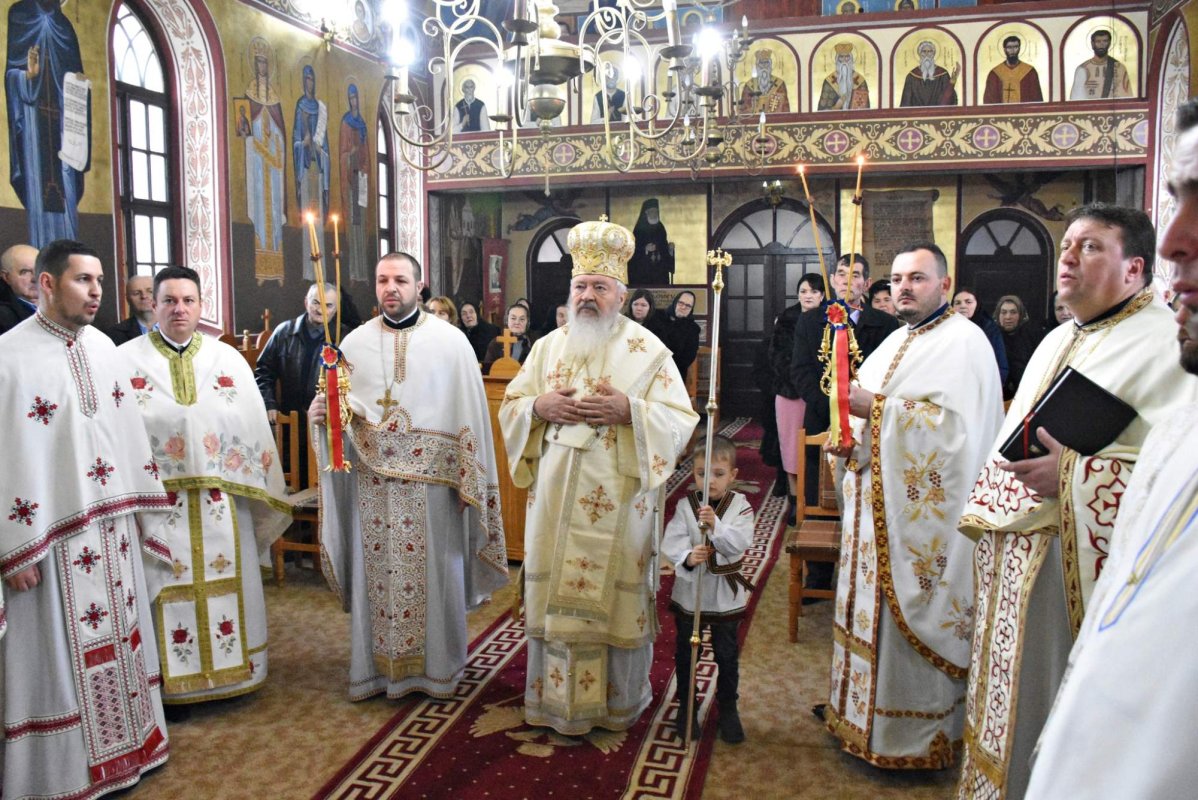 Binecuvântare arhierească în Parohia Bogata de Sus, judeţul Cluj 241574