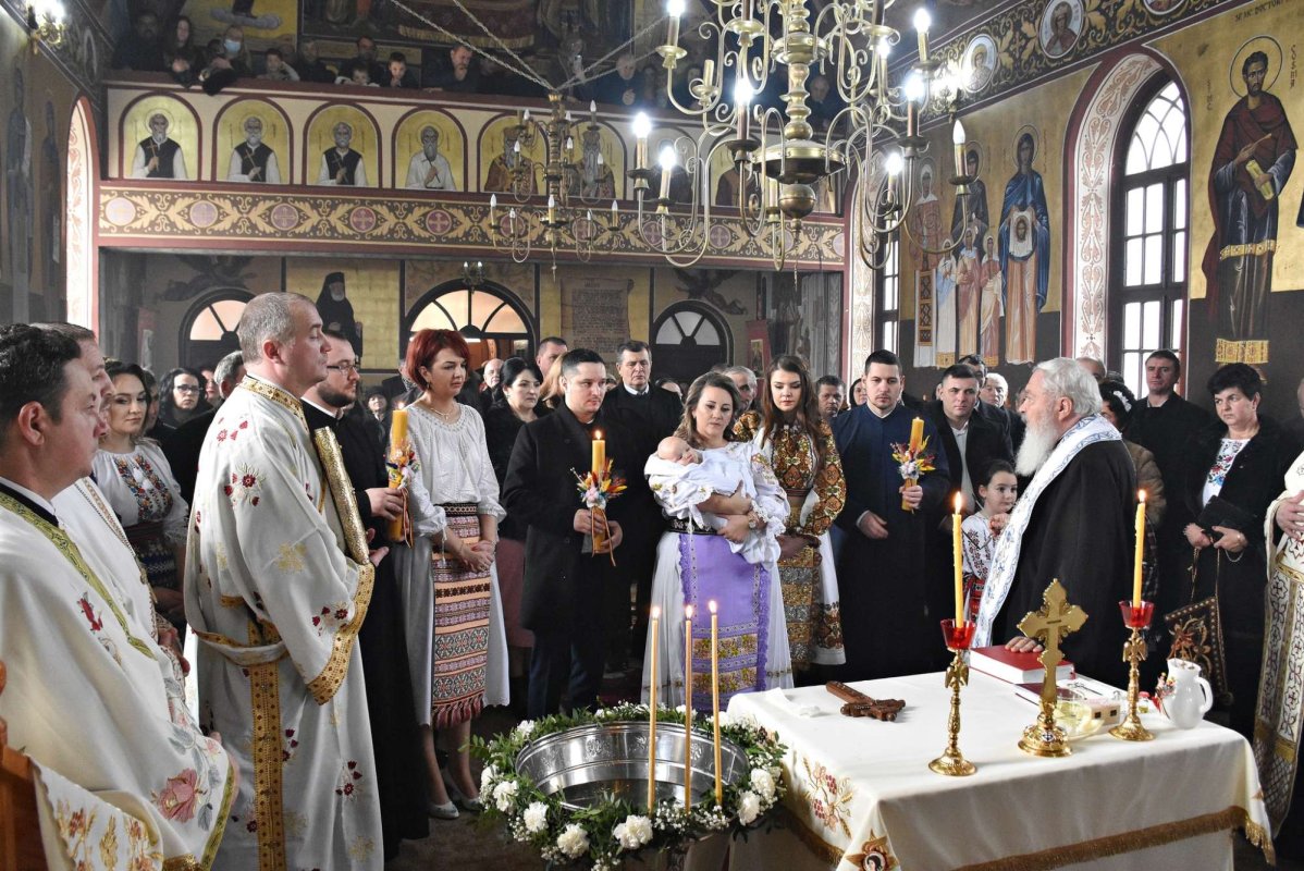 Binecuvântare arhierească în Parohia Bogata de Sus, judeţul Cluj 241577