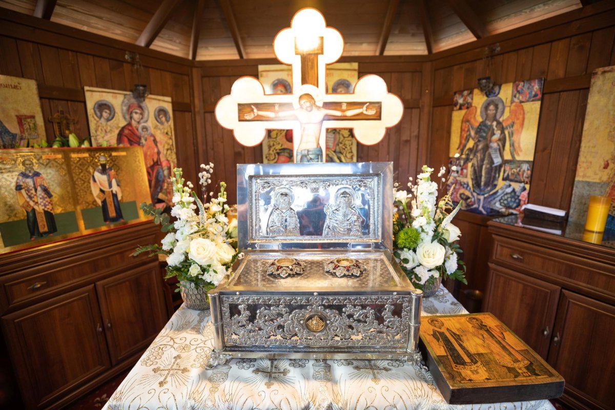 Hram la biserica întemeietorului legendar al Capitalei 241955