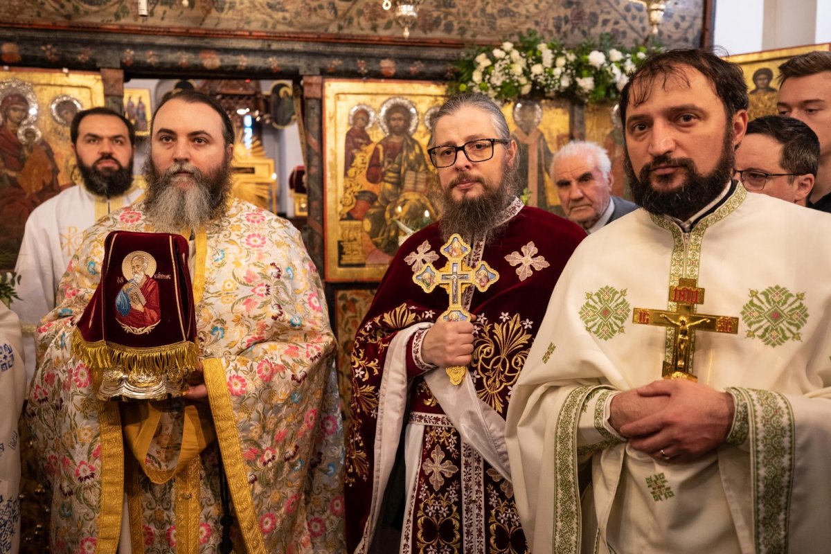 Hram la biserica întemeietorului legendar al Capitalei 241969