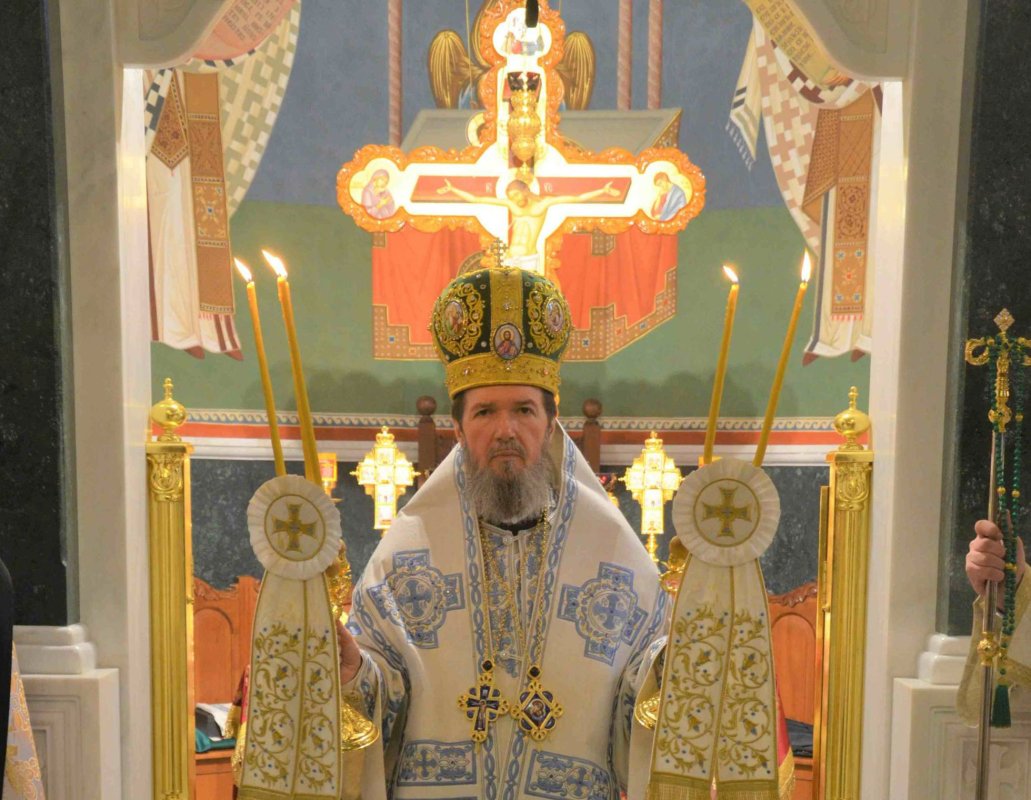 Slujire arhierească la Mănăstirea Izbuc, judeţul Bihor 241937