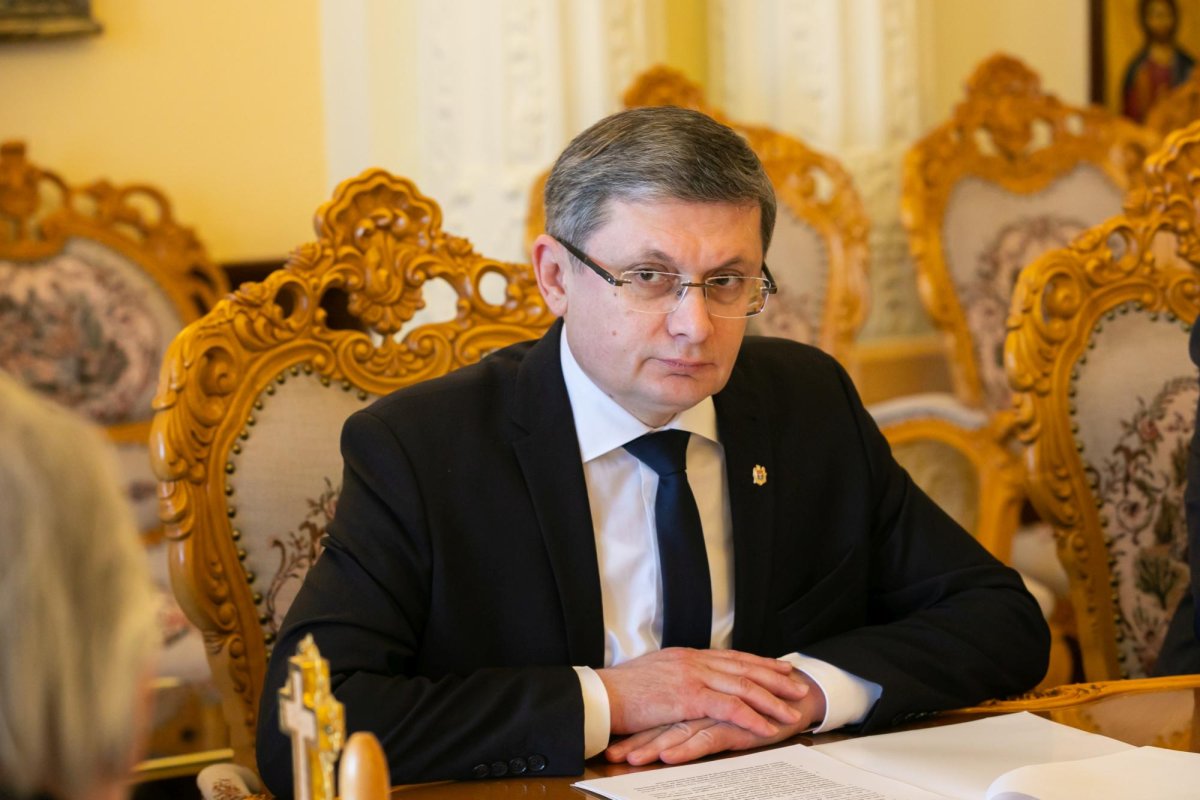 Președintele Parlamentului Republicii Moldova în vizită la Patriarhia Română 242065