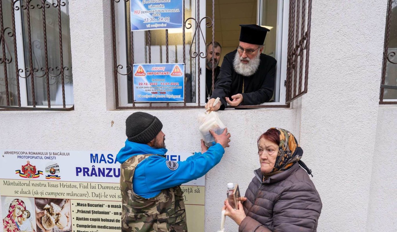 Sinaxa preoților din Protopopiatul Onești 242039