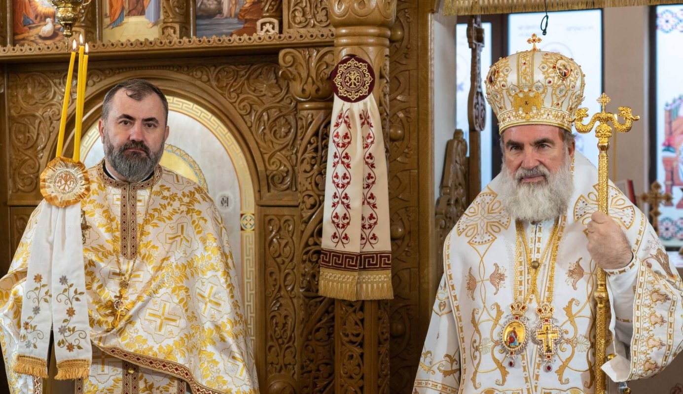 Sinaxa preoților din Protopopiatul Onești 242040