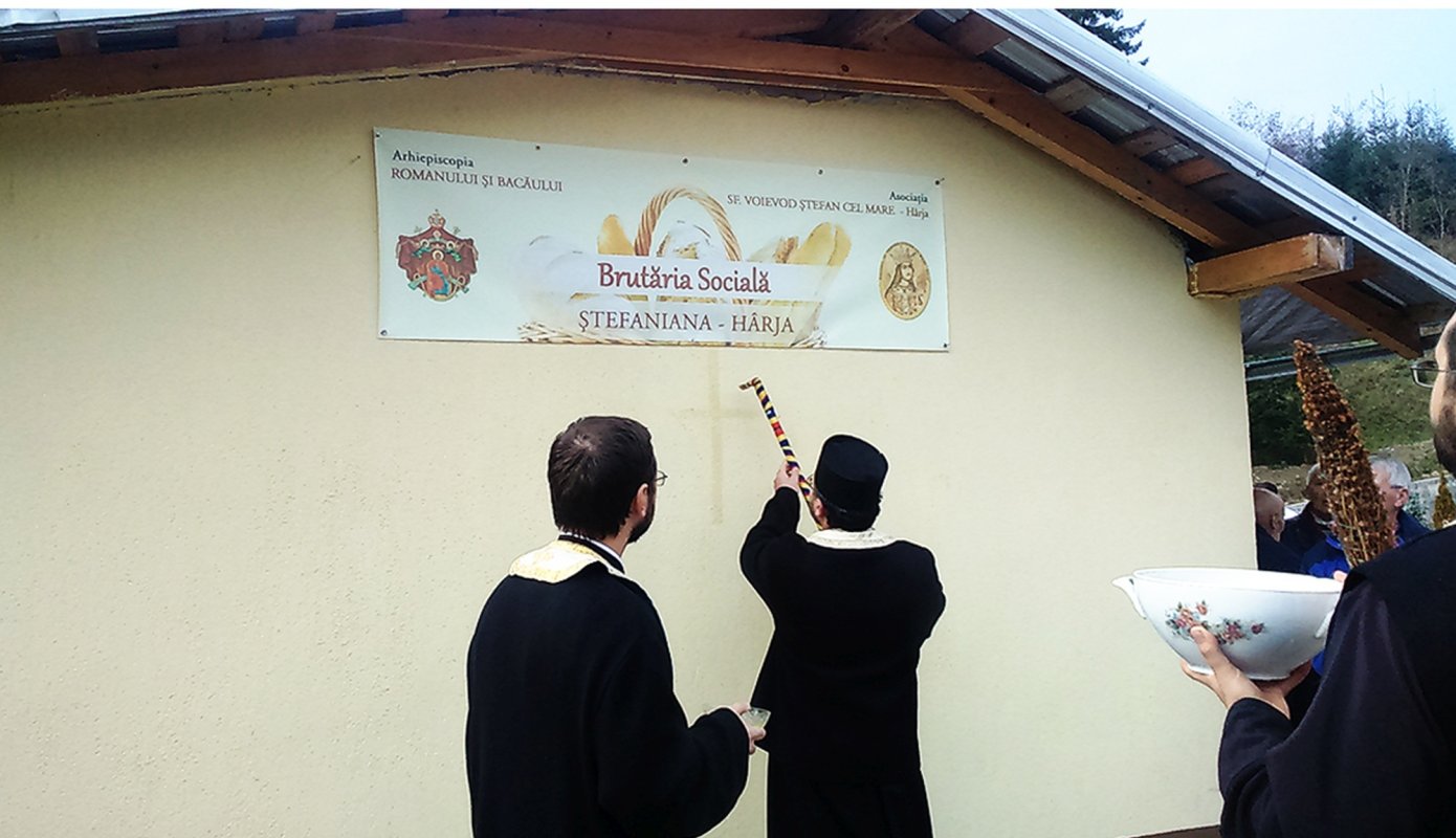 Modelul bio-psiho-socio-spiritual de îngrijire a bătrânilor de la Hârja 242127