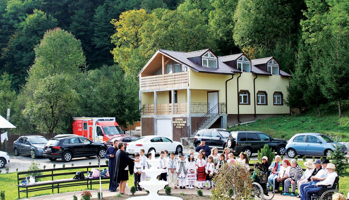 Modelul bio-psiho-socio-spiritual de îngrijire a bătrânilor de la Hârja 242134