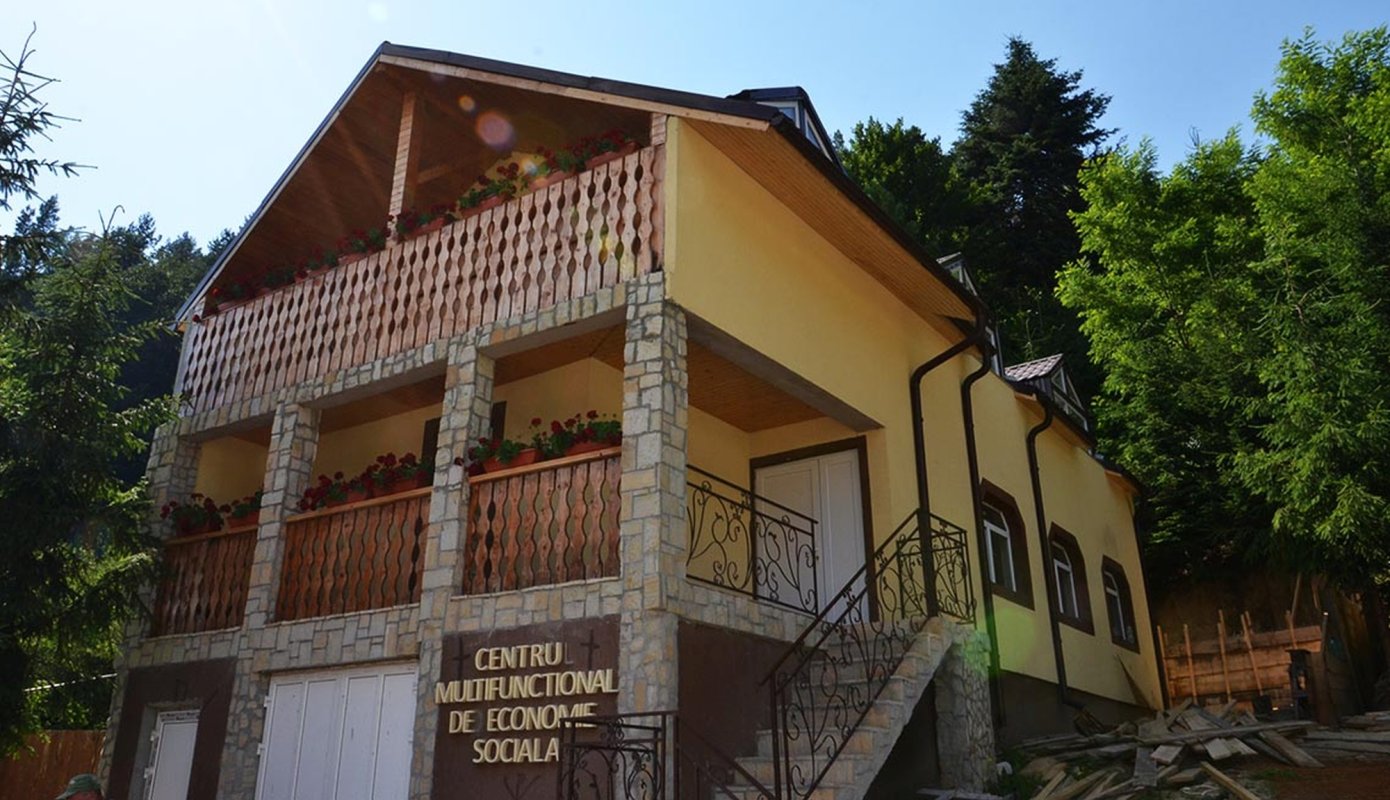 Modelul bio-psiho-socio-spiritual de îngrijire a bătrânilor de la Hârja 242140