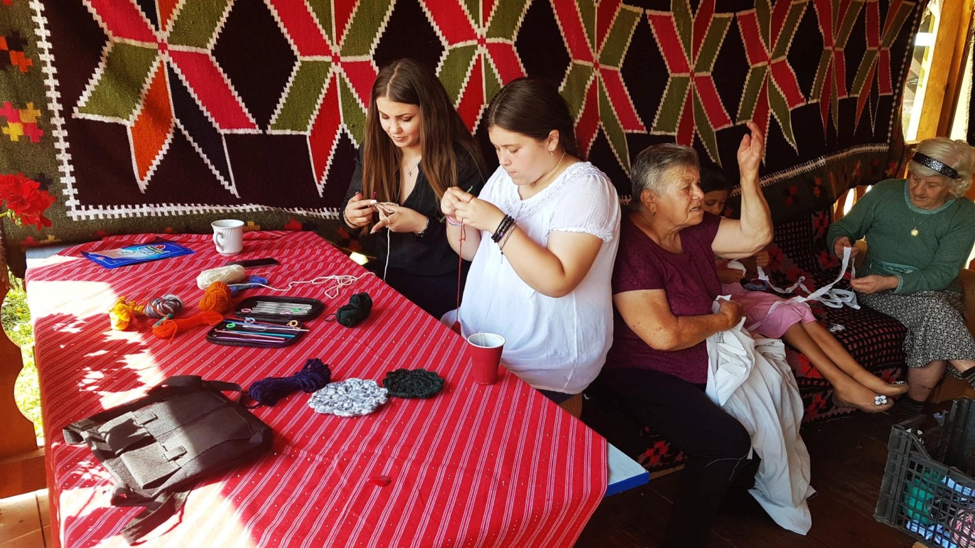 Modelul bio-psiho-socio-spiritual de îngrijire a bătrânilor de la Hârja 242142