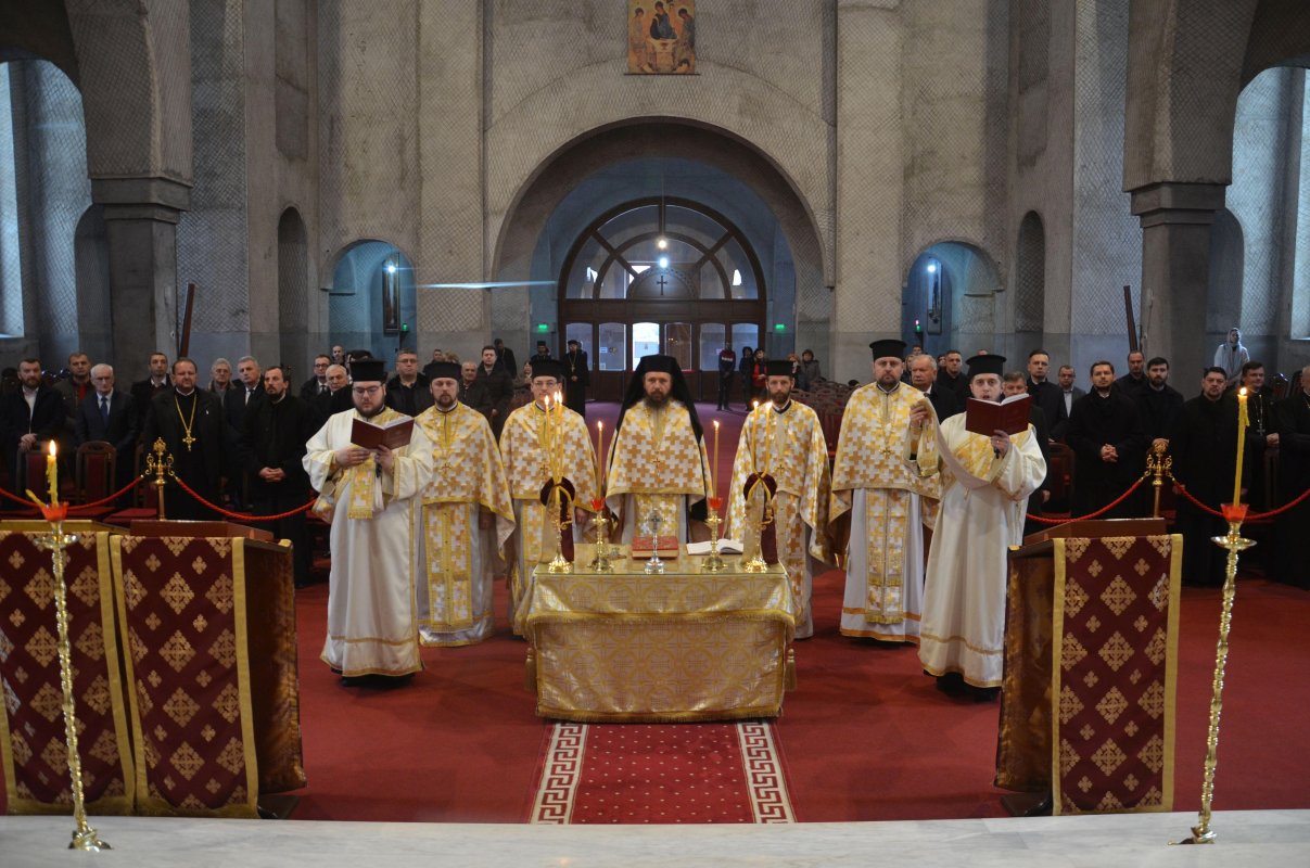 Ședințele Consiliului și Adunării eparhiale ale Episcopiei Oradiei  242355