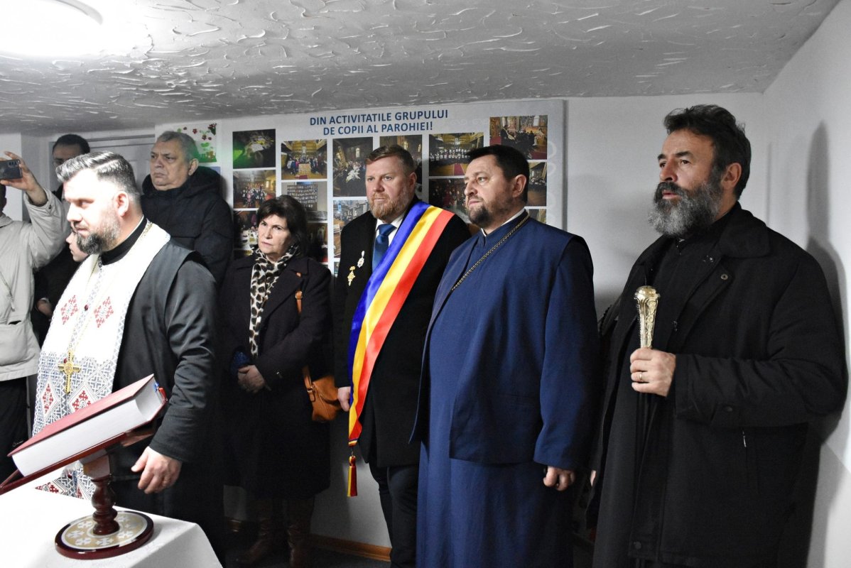 Binecuvântare pentru Centrul multifuncțional de tineret al Parohiei Câmpia Turzii V 242503
