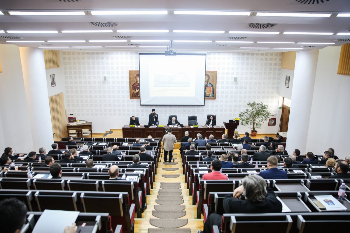 24,7 milioane de lei în proiecte filantropice, în Eparhia Vadului, Feleacului și Clujului 242924