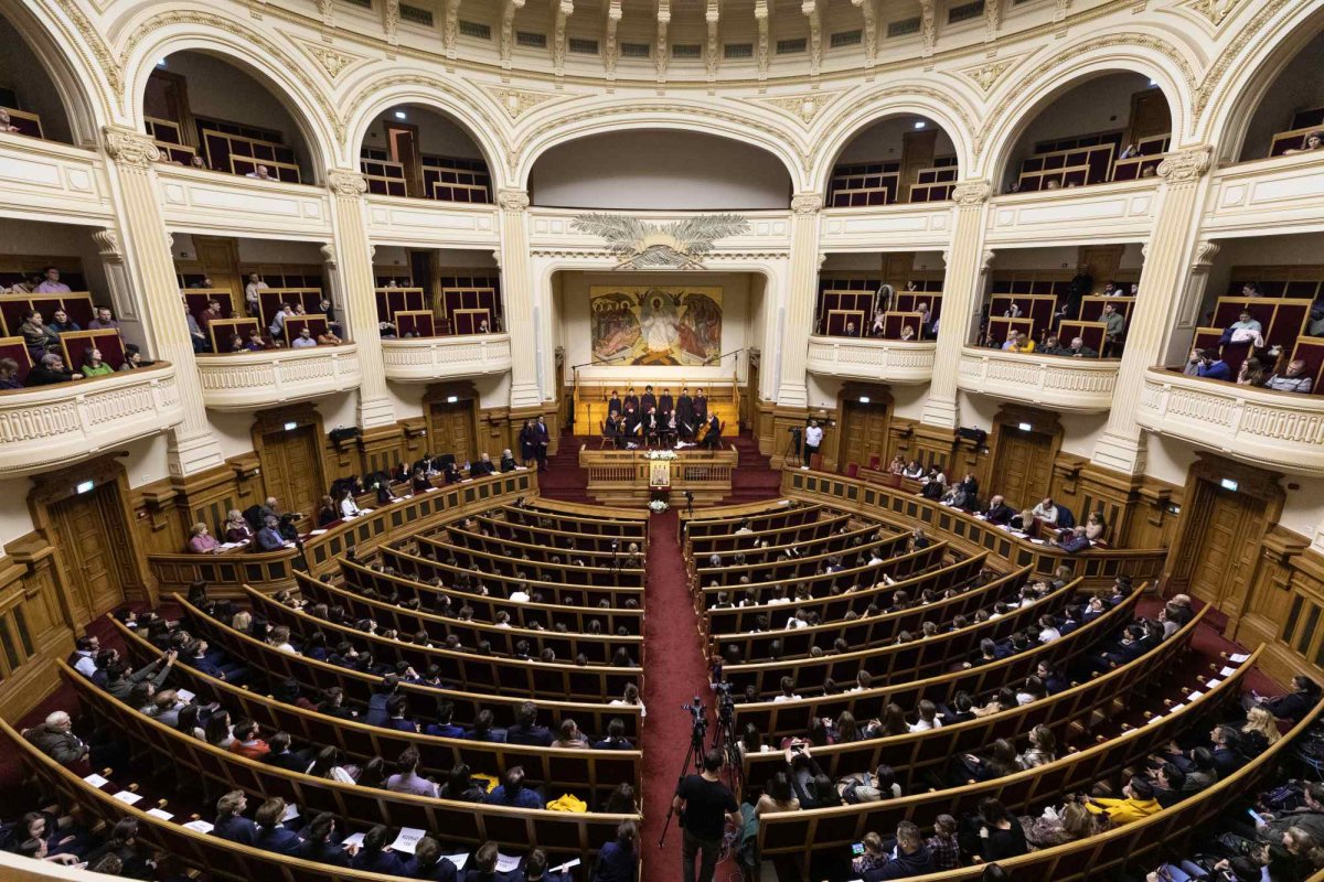 Eveniment artistic închinat Sfinților Trei Ierarhi la Palatul Patriarhiei 243292