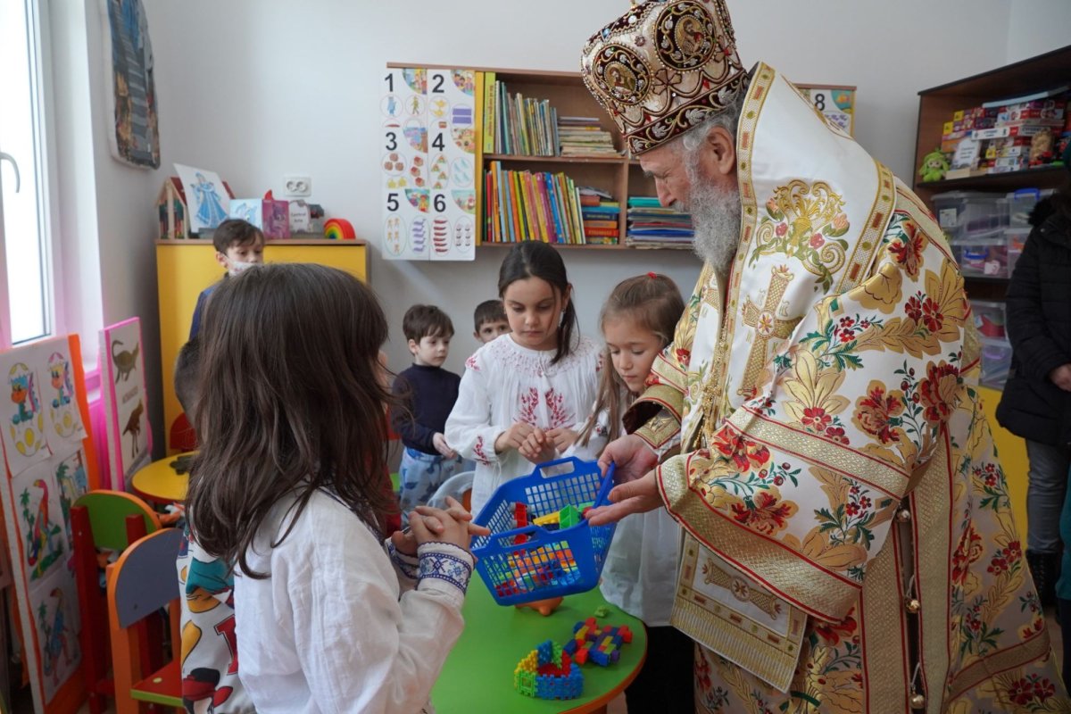 Zi de sărbătoare la o parohie misionară din orașul Galaţi  243259