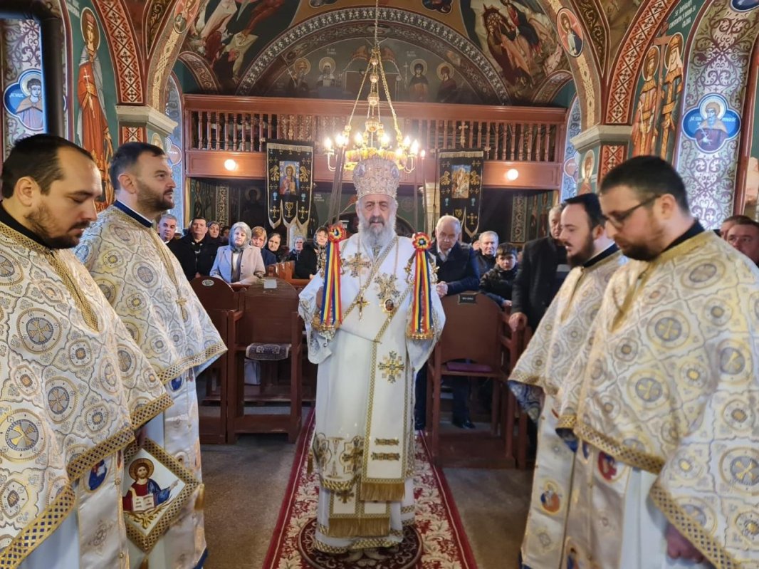 Binecuvântare în Parohia Poiana Ampoiului, Protopopiatul Alba Iulia 243626