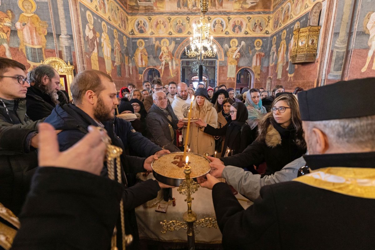 Pomenirea scriitorului Ioan Ianolide la Mănăstirea Cernica 243680