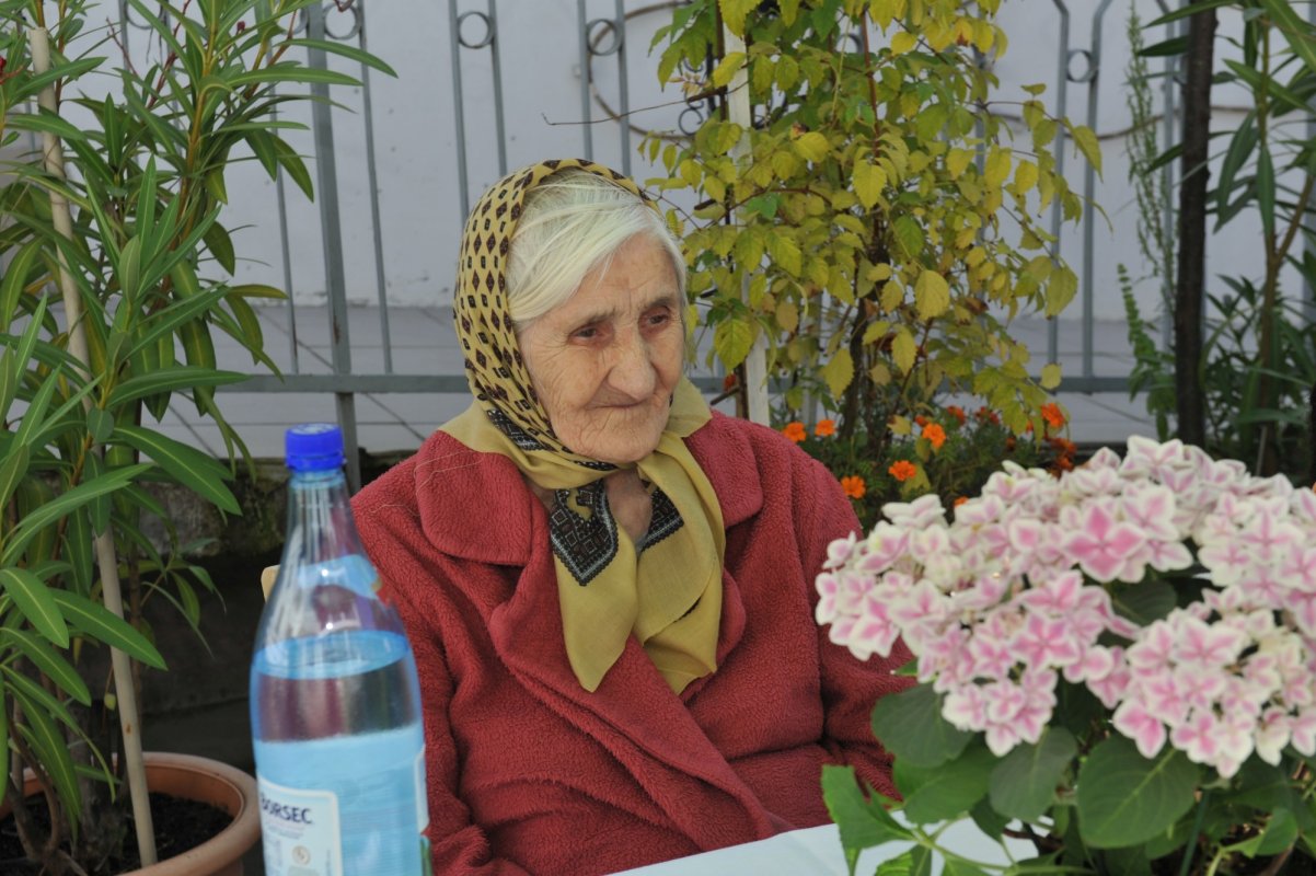 Cinstirea părinților, în lumina credinței și a științei 243398