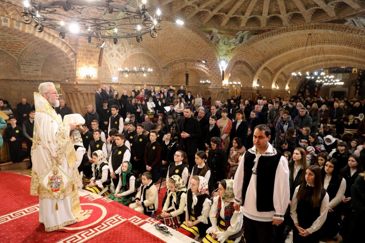 Liturghie arhierească la Catedrala Episcopală „Sfânta Treime” 243934