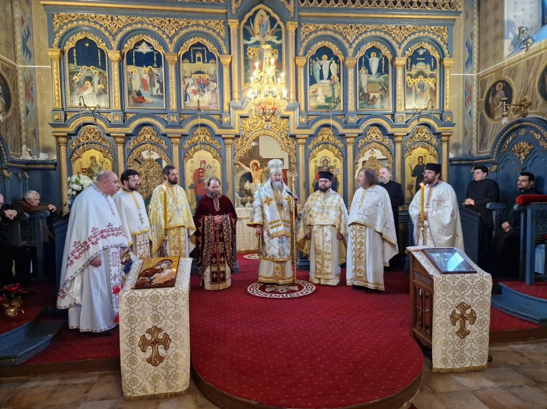 Slujire arhierească şi hirotonie în Episcopia Daciei Felix 243982