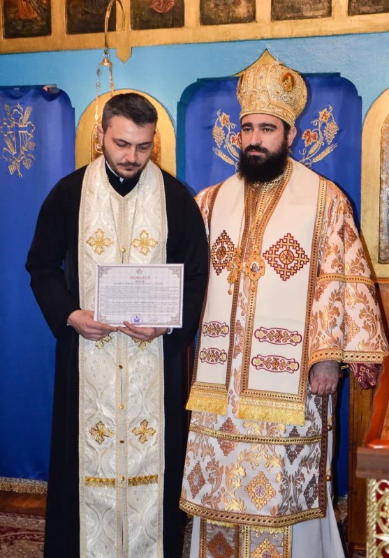 Târnosirea Bisericii „Sfântul Ierarh Nicolae” din Hășdat, Hunedoara 243941