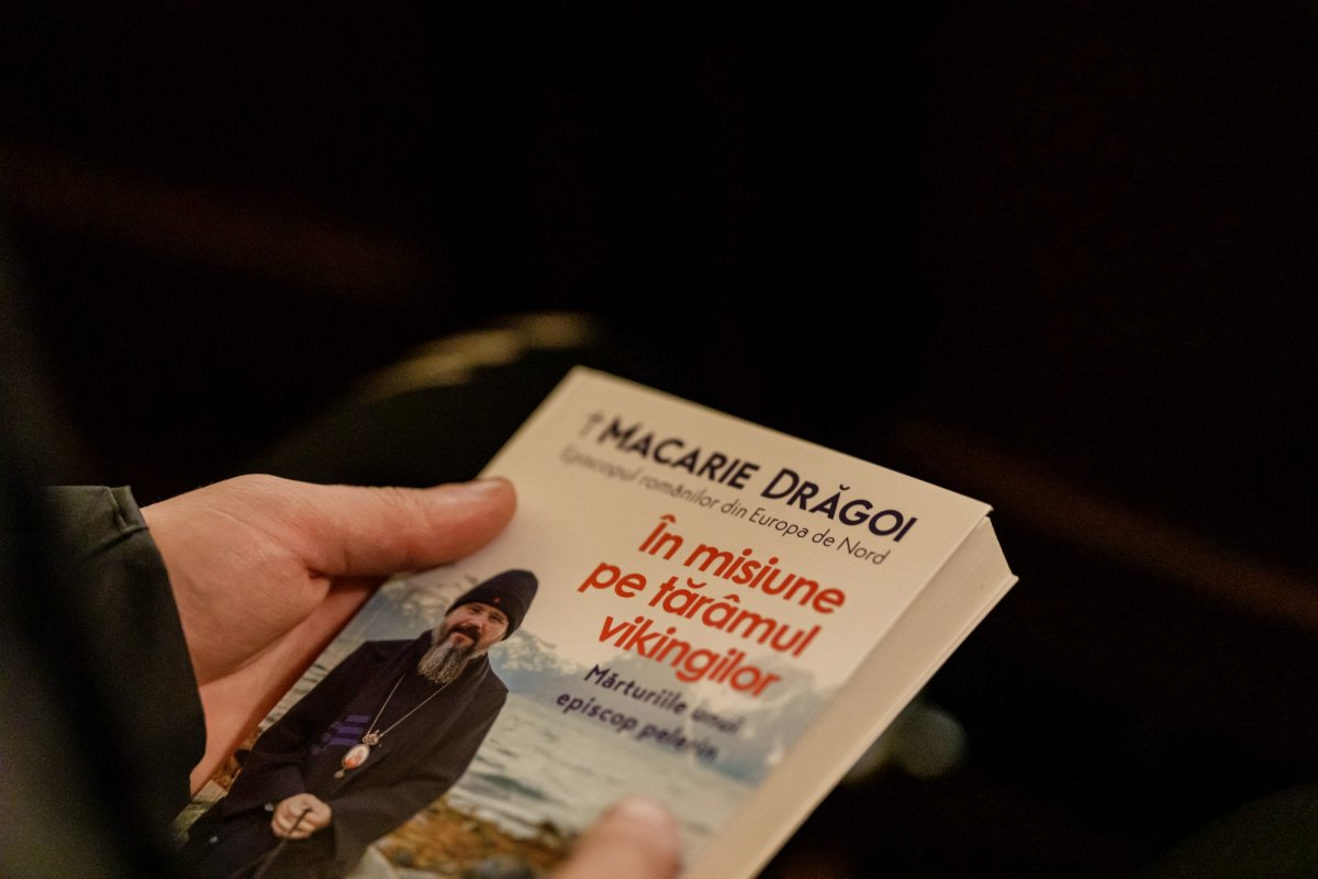 Lansare de carte la Biblioteca Centrală Universitară din Iași 244104