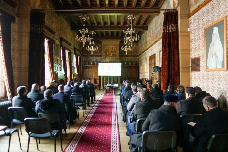 Moment de bilanț în Arhiepiscopia Argeşului şi Muscelului 244124