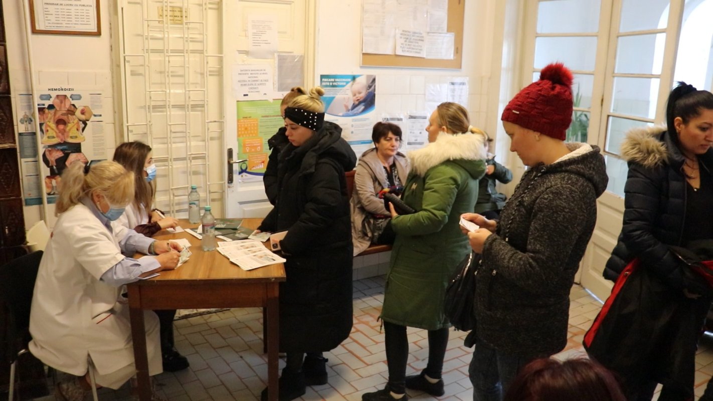 Acțiune de prevenție și depistare a cancerului de col uterin la Chitila 244302