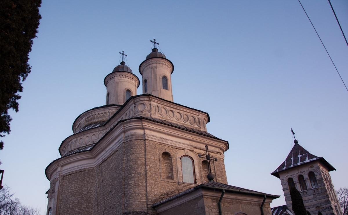 Simpozionul „Sfinții ‑ pedagogi ai veții veșnice” la Iași 244385