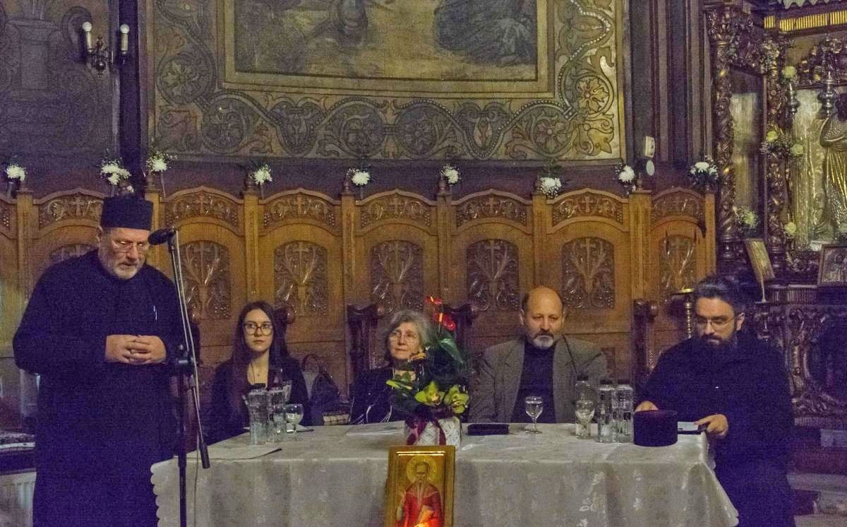 Simpozionul „Sfinții ‑ pedagogi ai veții veșnice” la Iași 244391