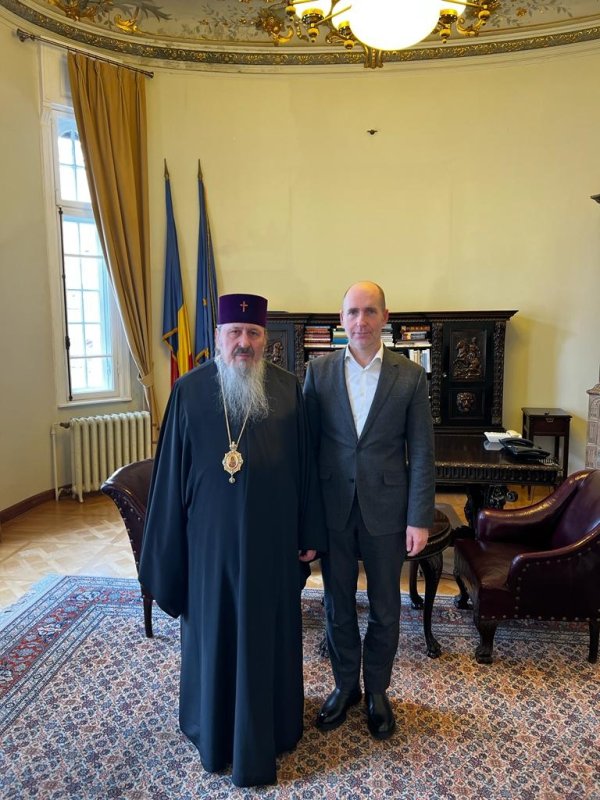 Vizite de lucru ale Mitropolitului Basarabiei la București 244389