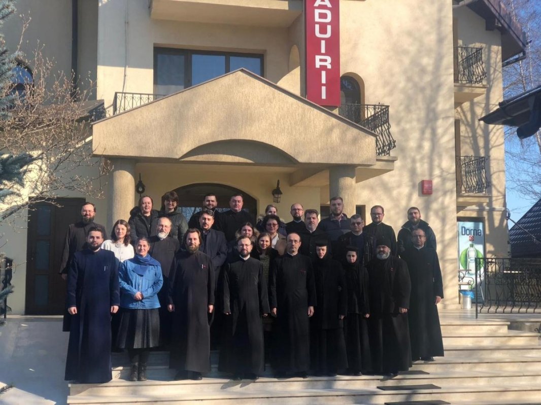 Întâlnire a ONG-urilor din cadrul Arhiepiscopiei Romanului și Bacăului 244440