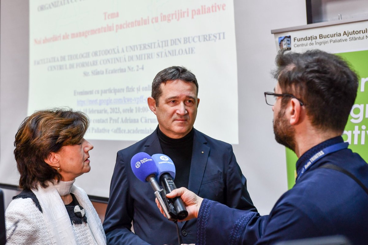 O nouă sesiune în cadrul proiectului „Academia de îngrijiri paliative” 244424