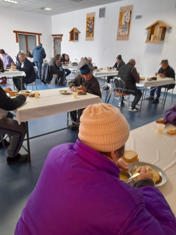 O instituţie devenită „acasă” pentru vârstnicii de la Şuici 243712