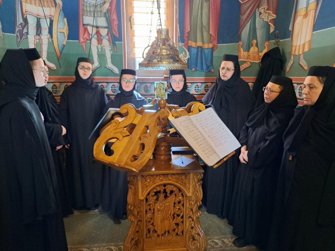 Simpozion omagial dedicat părintelui Iustin Pârvu 244505