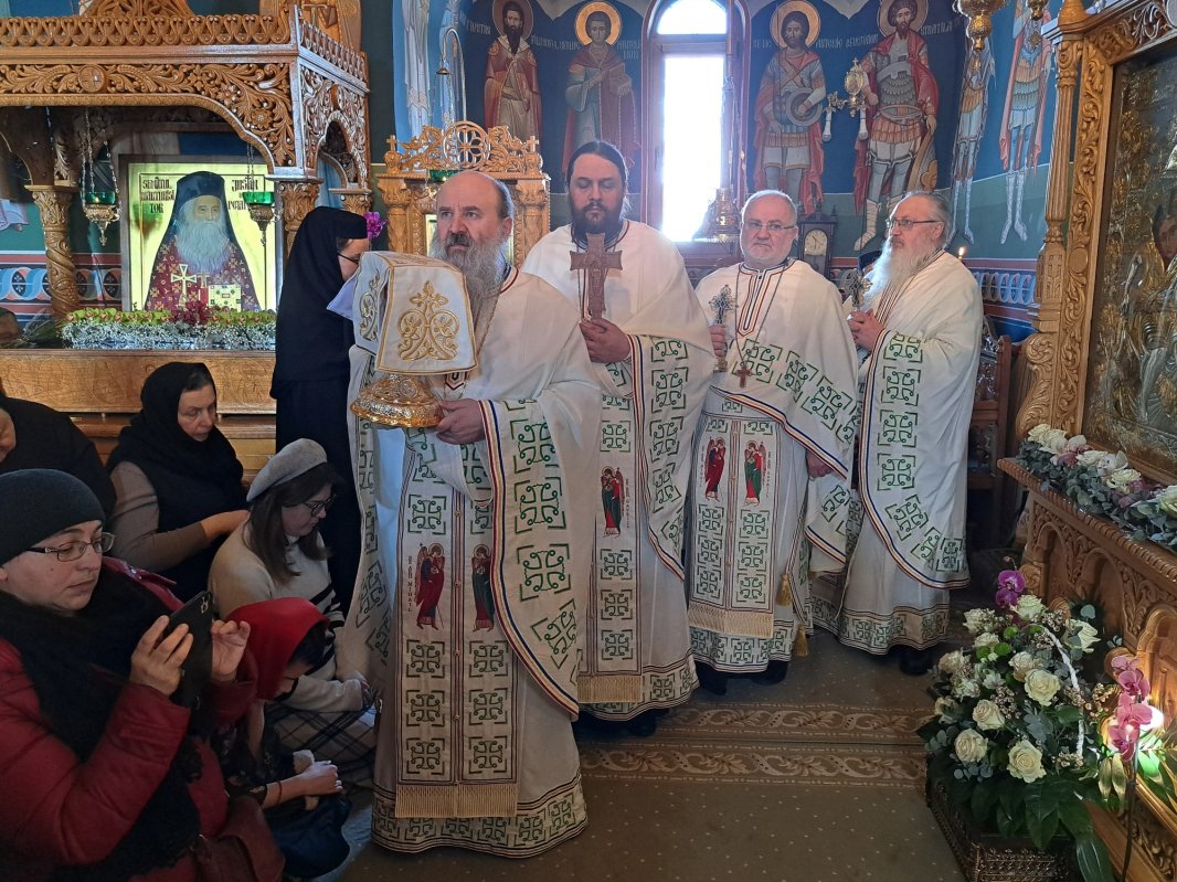 Simpozion omagial dedicat părintelui Iustin Pârvu 244506