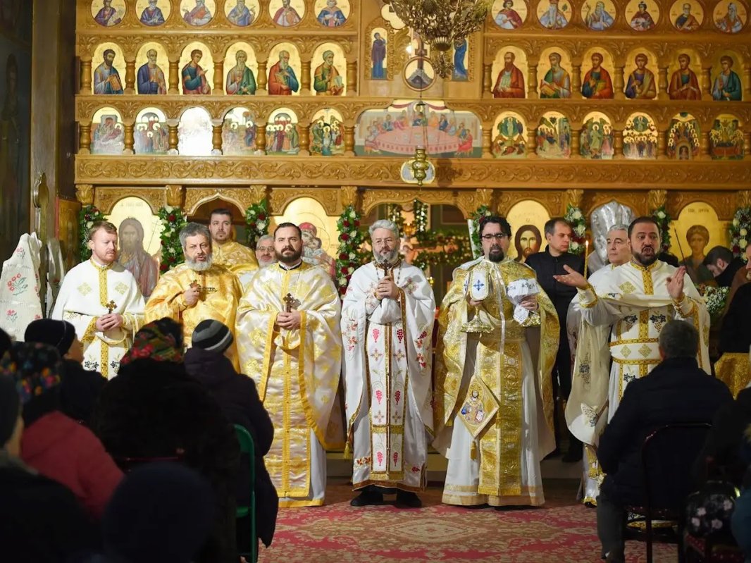 Persoanele cu deficiențe de auz și vorbire și‑au cinstit ocrotitorul spiritual 244632