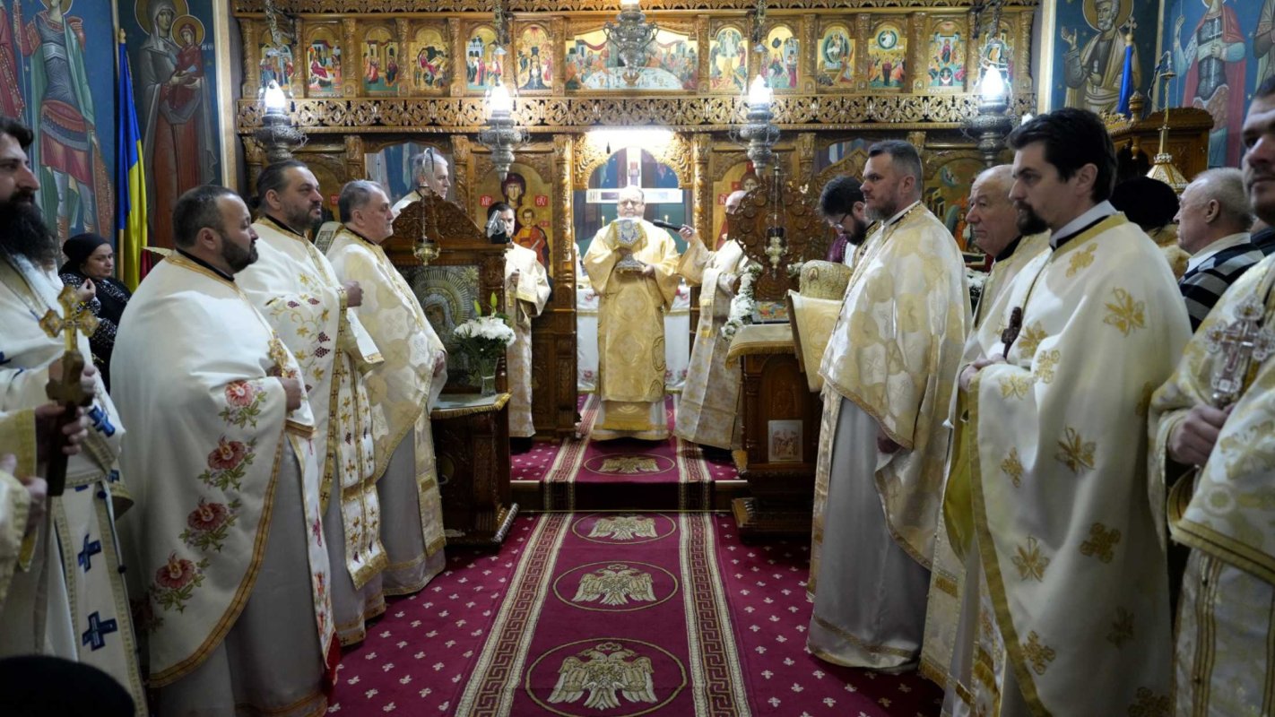 Zi de bucurie duhovnicească la Făgăraş 244613