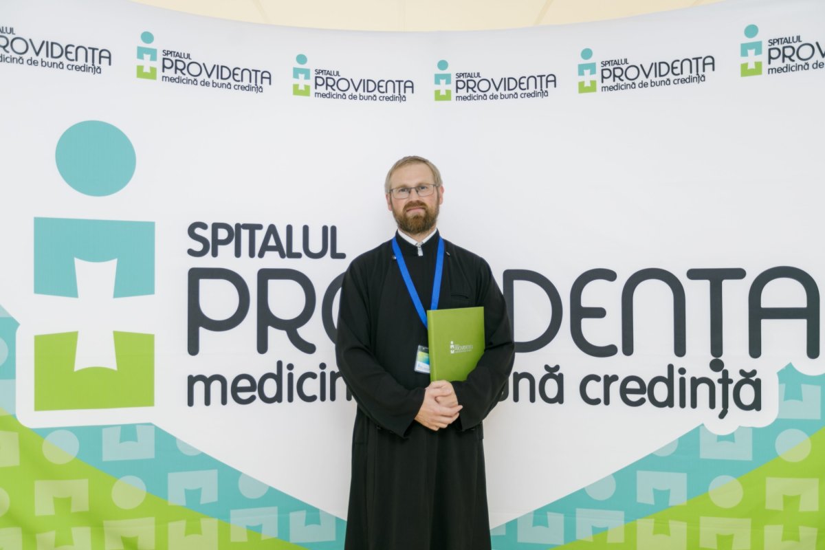 „Rugăciunea este leac pentru omul bolnav” 244672