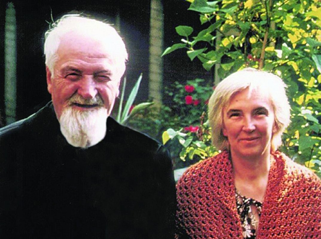 Poezia Lidiei Stăniloae, o căutare neîncetată a lui Dumnezeu  244812