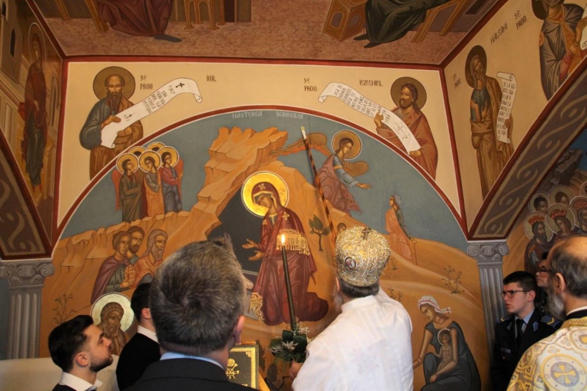 Târnosirea capelei Colegiului Naţional Militar „Mihai Viteazul” din Alba Iulia 244827